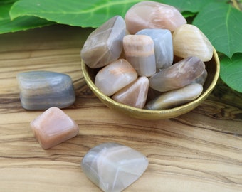 Moonstone Tumble Stone, Moonstone Crystals, Healing Crystals, Feminine Energy Stone, Calming Stone