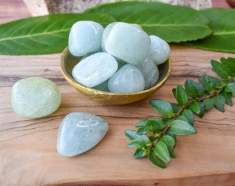 Aquamarine Tumble stone, Healing Crystals, Courage Stone, Stress Relief Crystal, Chakra Crystals