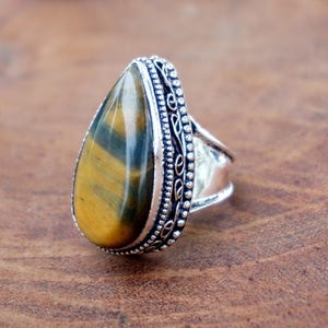 Natural Tiger-eye cabochon Ring, Vintage Style Handmade 925 Sterling Silver Plated Gemstone Ring Jewelry,  Ring Size 7. M183