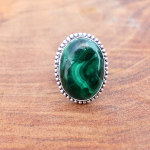 Malachite Cabochon Ring: Vintage Style, Sterling Silver Plated, Size 9