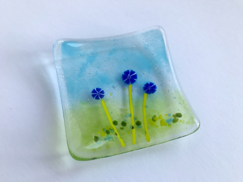 Fused glass trinket dish, jewellery, ring, earring dish, blue pink murrini flowers, handmade fused glass art, Mothers Day, thank you gift Blue Flowers