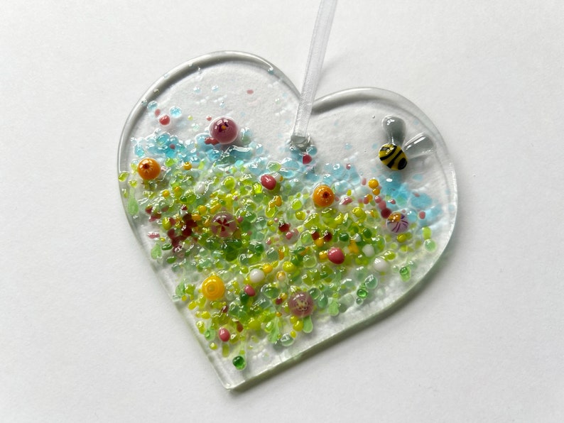 Fused Glass Heart Meadow Flowers and Bee Suncatcher, Fused Glass Hanging Decoration, Valentines, Mothers Day Gift image 3