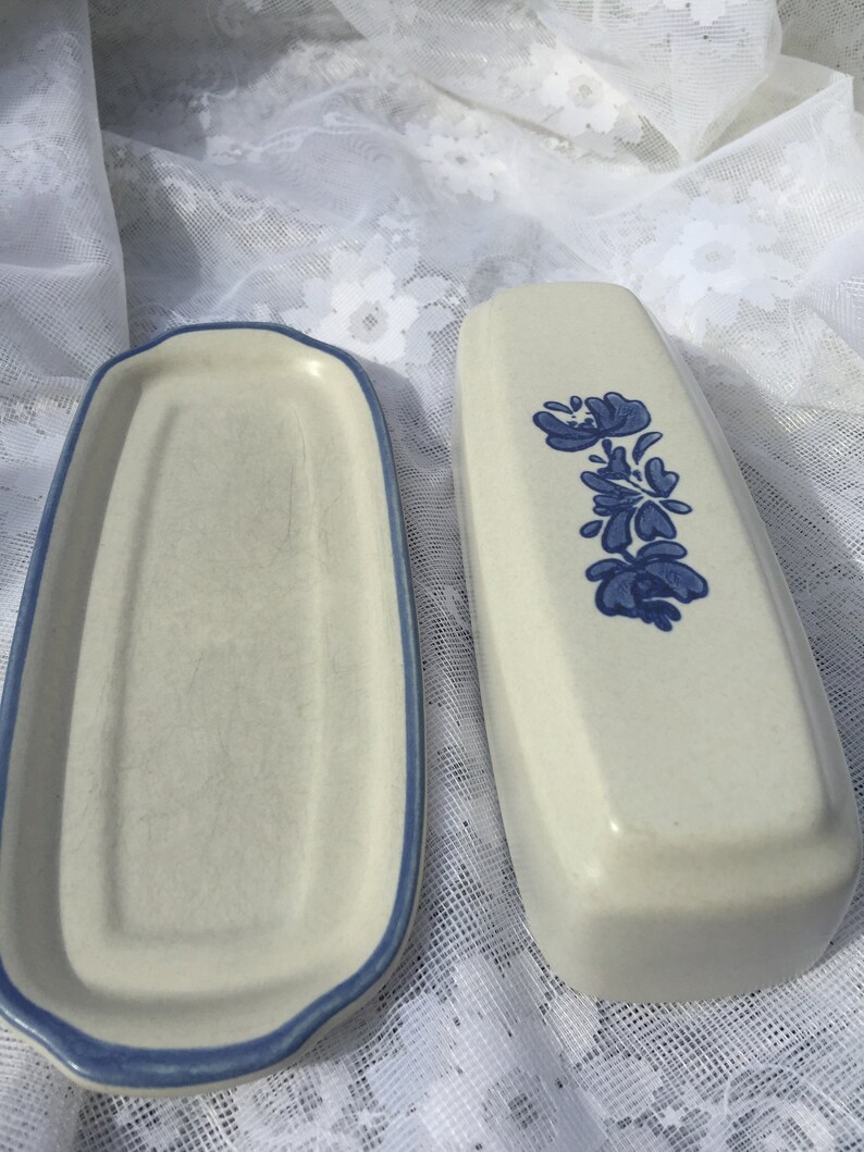 Pfaltzgraff Stoneware Butter Dish With Lid Yorktowne Butter Keeper Hand