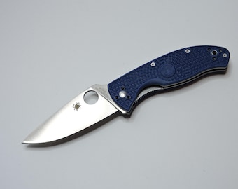 Spyderco Style Tenacious C122 Lättviktsfällkniv i blått FRN – Satinerat blad i stål: 8Cr13MoV