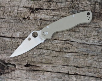 Navaja plegable Spyderco Style CPM S30V | Bloqueo trasero | Camping, caza, uso diario militar | Material del mango: G10 duradero en color desierto
