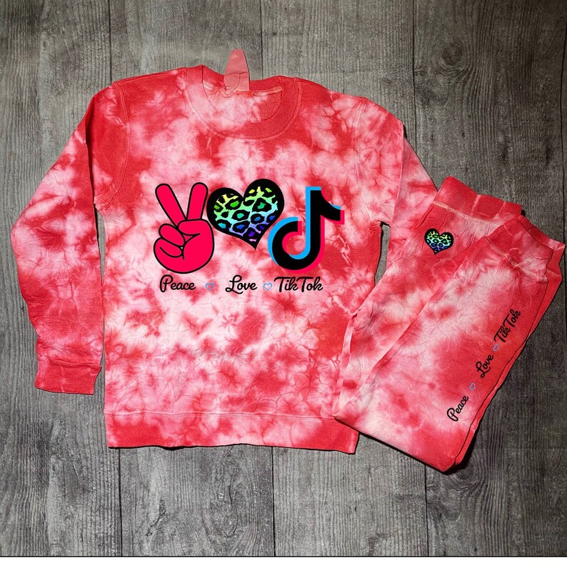 tik tok tie dye
