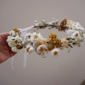 Daisies Dried Flower Crown