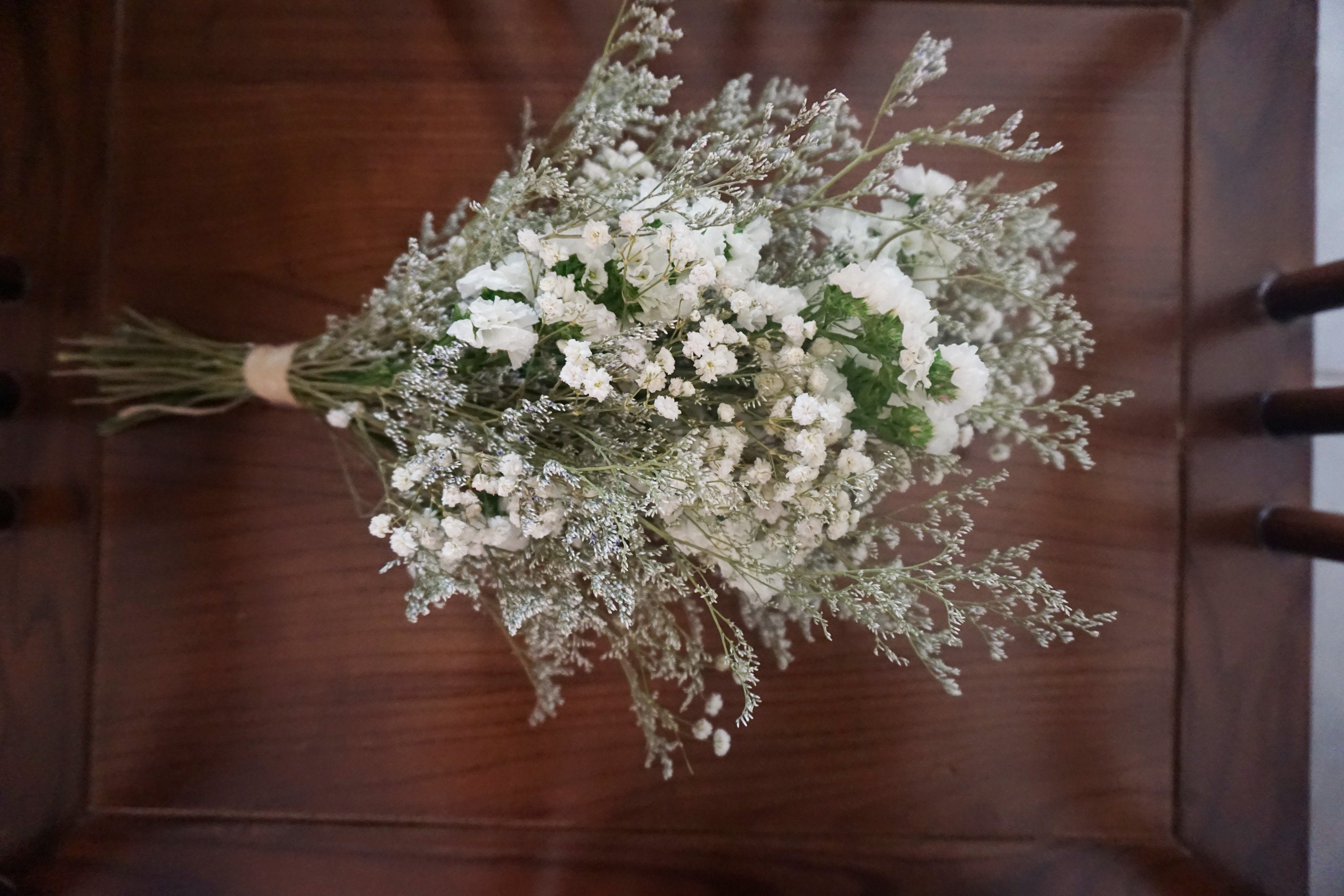Dried Eucalyptus Bouquet  Dried Real Baby's Breath And Straw Flowers –  Secret Flower wholesale