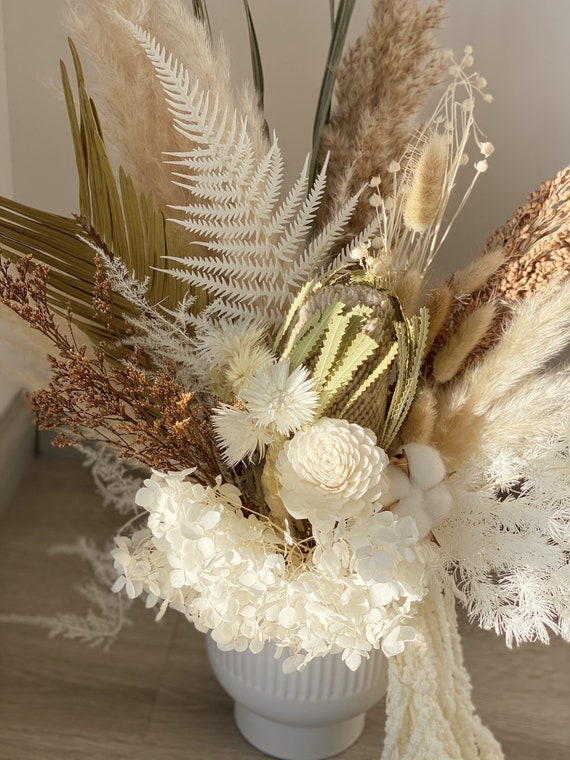 About 60 Stems of High-quality Natural Dried Flowers, Bouquets, Flower  Arrangements, Rabbit Tail Grass 