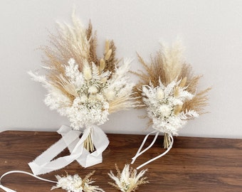 Bridal bouquet pampas grass, boho wedding bouquet, bridesmaid bouquets pampas bouquets,  white bridal bouquet，pampas grass wedding arch