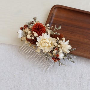 Daisy dried flower mixed bridal hair accessories/Bohemian wedding hair accessories/Dry Flower Hair Comb