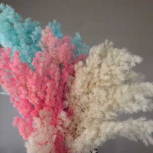 A bouquet of immortal pine branches, a home decoration, immortal bouquets, flower arrangements, decorations