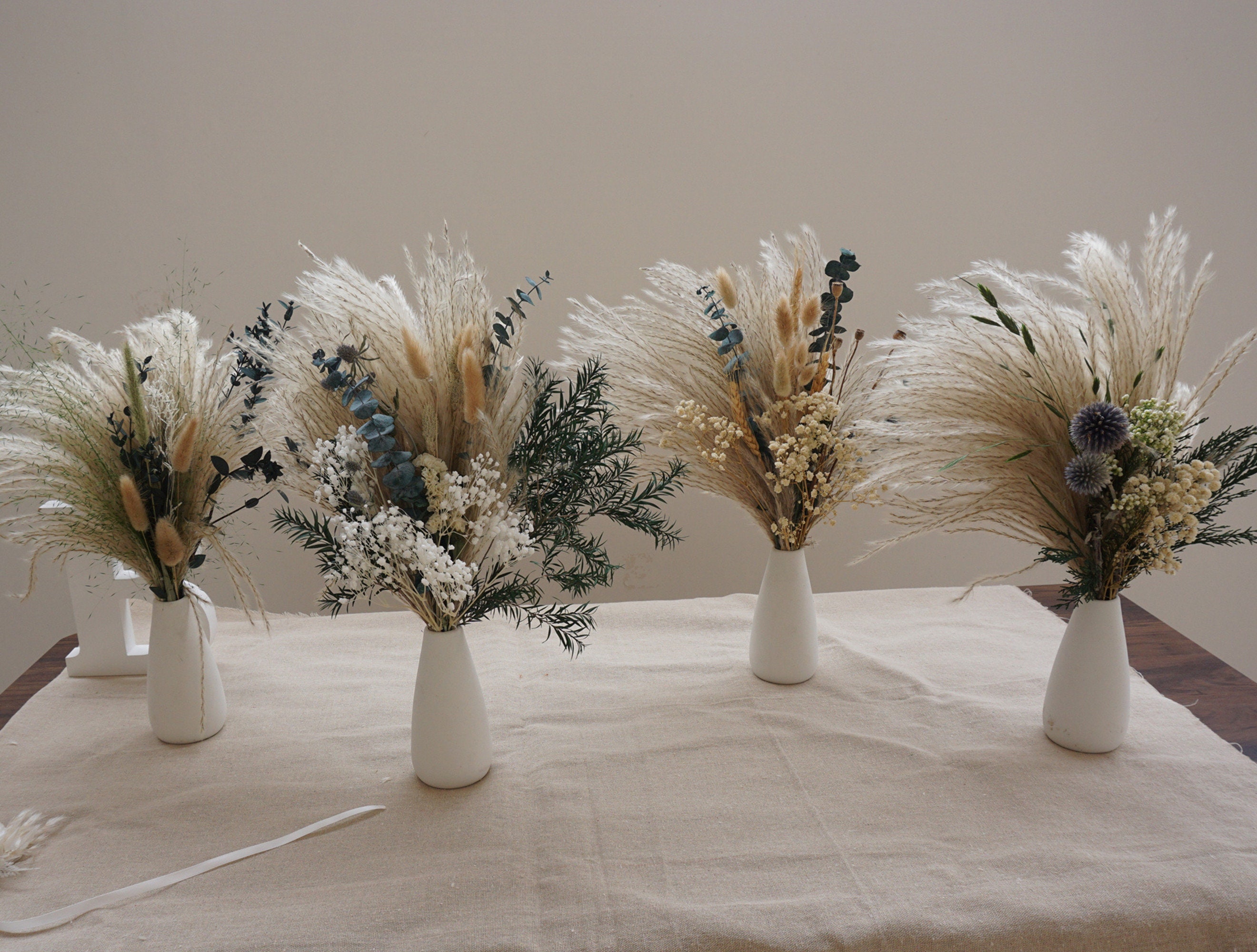 Boho White and Gold Pampas Grass Floral Arrangement Wedding Centerpiece -   Sweden