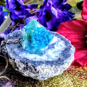 Universe gem necklace/keychain, galaxy necklace, galaxy keychain, resin plastic, outer space, fantasy jewelry, fairy tale