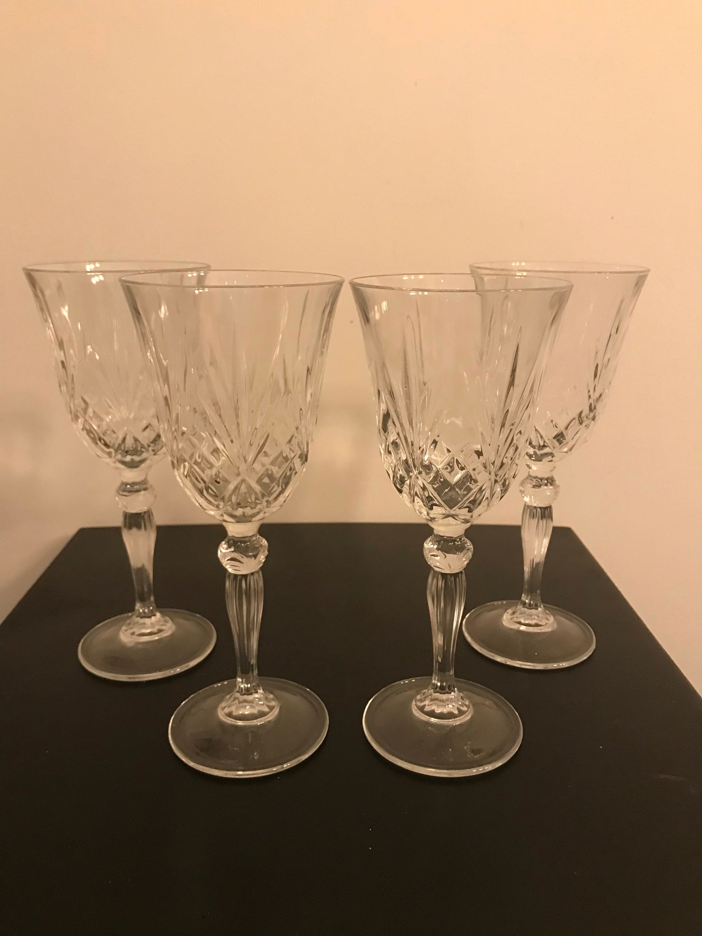 vintage 1980 wine glass