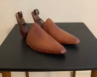 Vintage shoe trees, wooden shoe trees, wooden sculpture, book ends