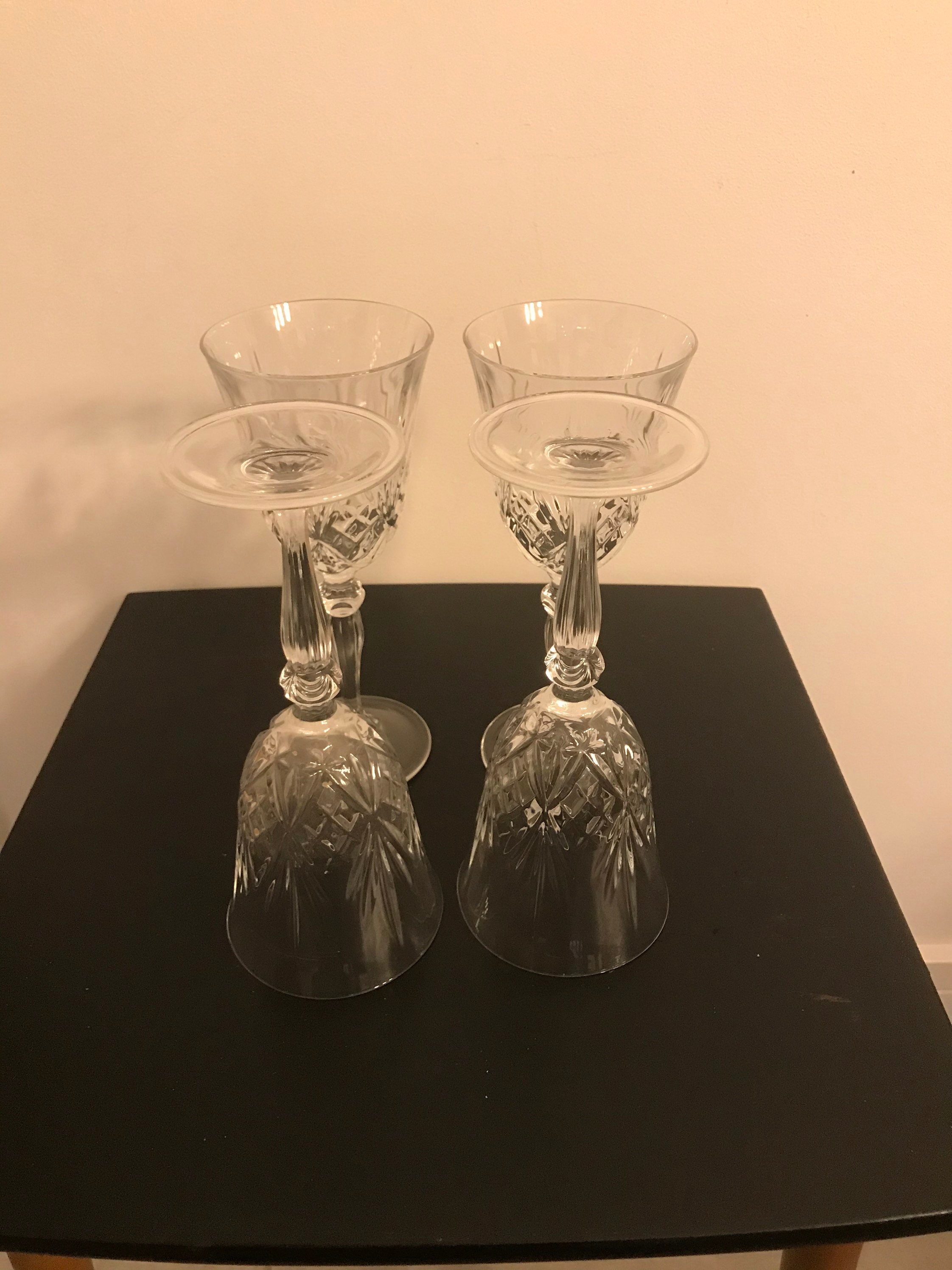 vintage 1980 wine glass