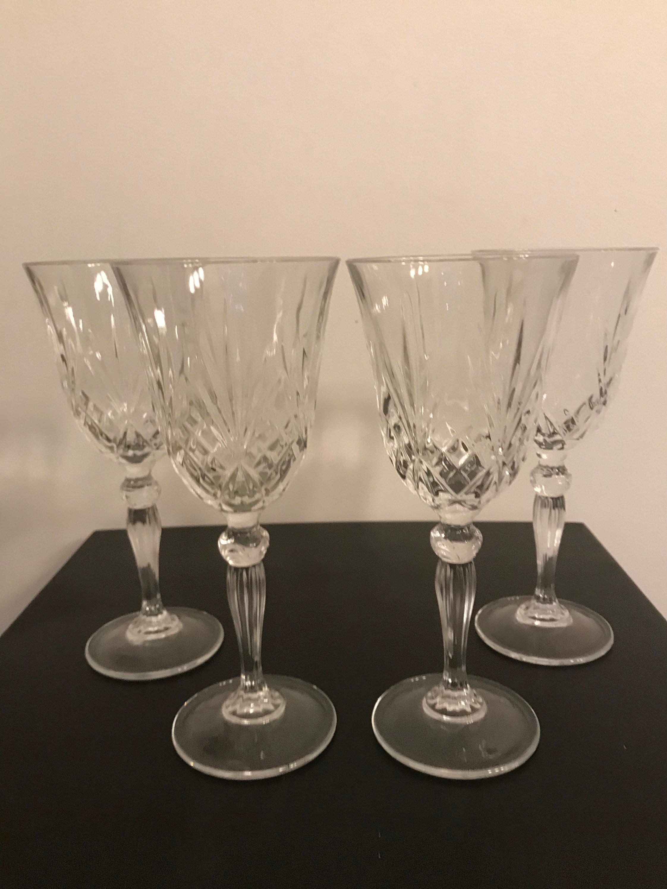 vintage 1980 wine glass