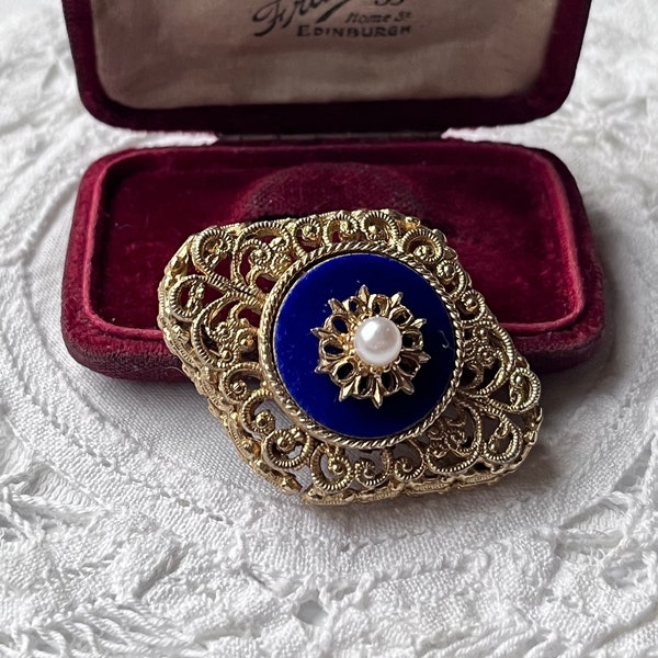 Vintage 1960s Vintage Decorative 18ct Gold Plated and Blue Brooch with Central Pearl