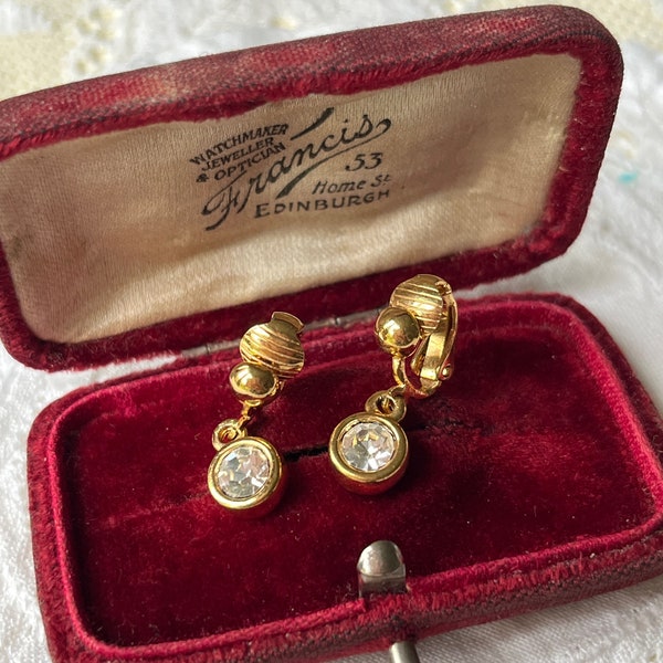 Pretty 1980s Gold Plated Drop Clipon Earrings