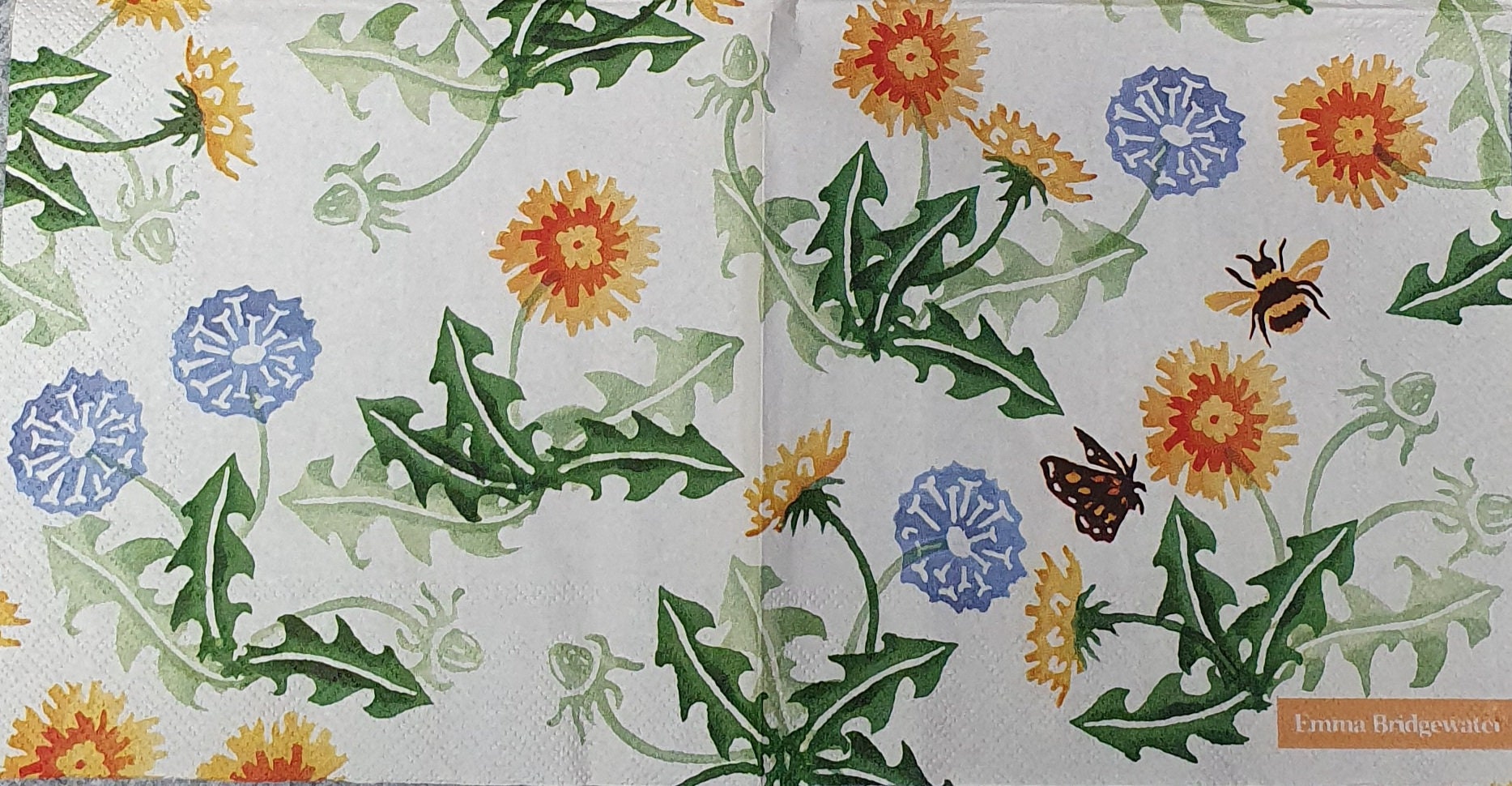 20 SERVIETTEN NAPKINS DANDELION CREAM 33 X 33 LÖWENZAHN BIENE © EMMA BRIDGEWATER 20 SERVIETTEN NAPKINS DANDELION CREAM 33 X 33 LÖWENZAHN BIENE © EMMA BRIDGEWATER