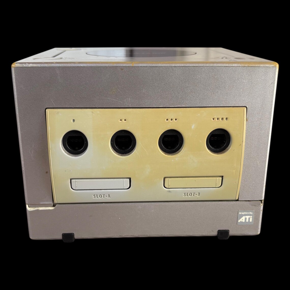 Nintendo GameCube Silver DOL-001 Home Video Game CONSOLE ONLY (Tested - As Is - Needs to Warm Up Before Playing - Read Description), foto 4 di 5