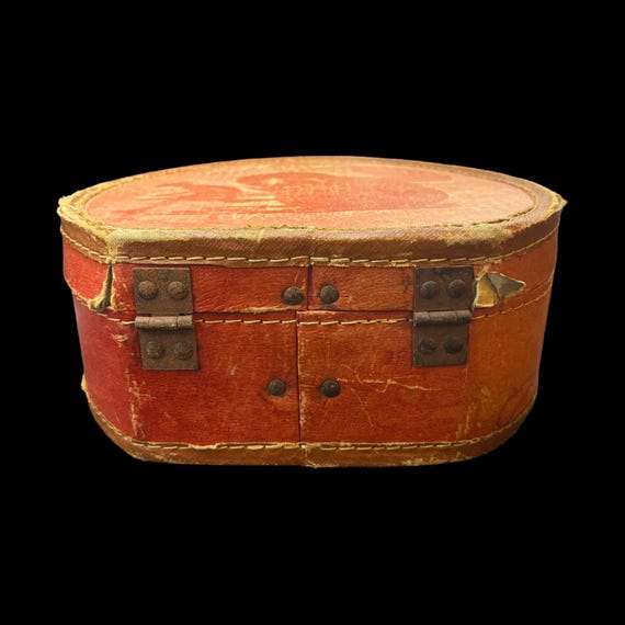 Vintage 1930s Children's Pink Round Doll Suitcase (AS IS) - Asian