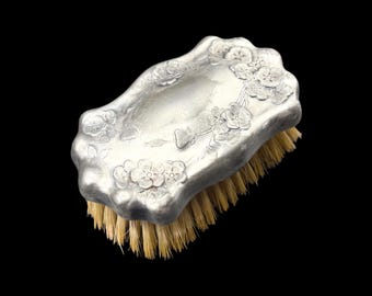 Antique Victorian Silver Plated Ornate Floral Dresser Vanity Hair, Clothes, or Shoe Hand Brush 4.5” | Vintage Beauty Tools