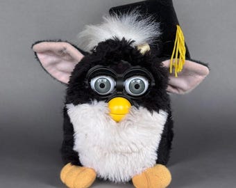 Vintage 1999 Furby Graduation Model 70-886 Special Limited Edition Electronic Stuffed Toy by Tiger Electronics (As Is - Partially Working)