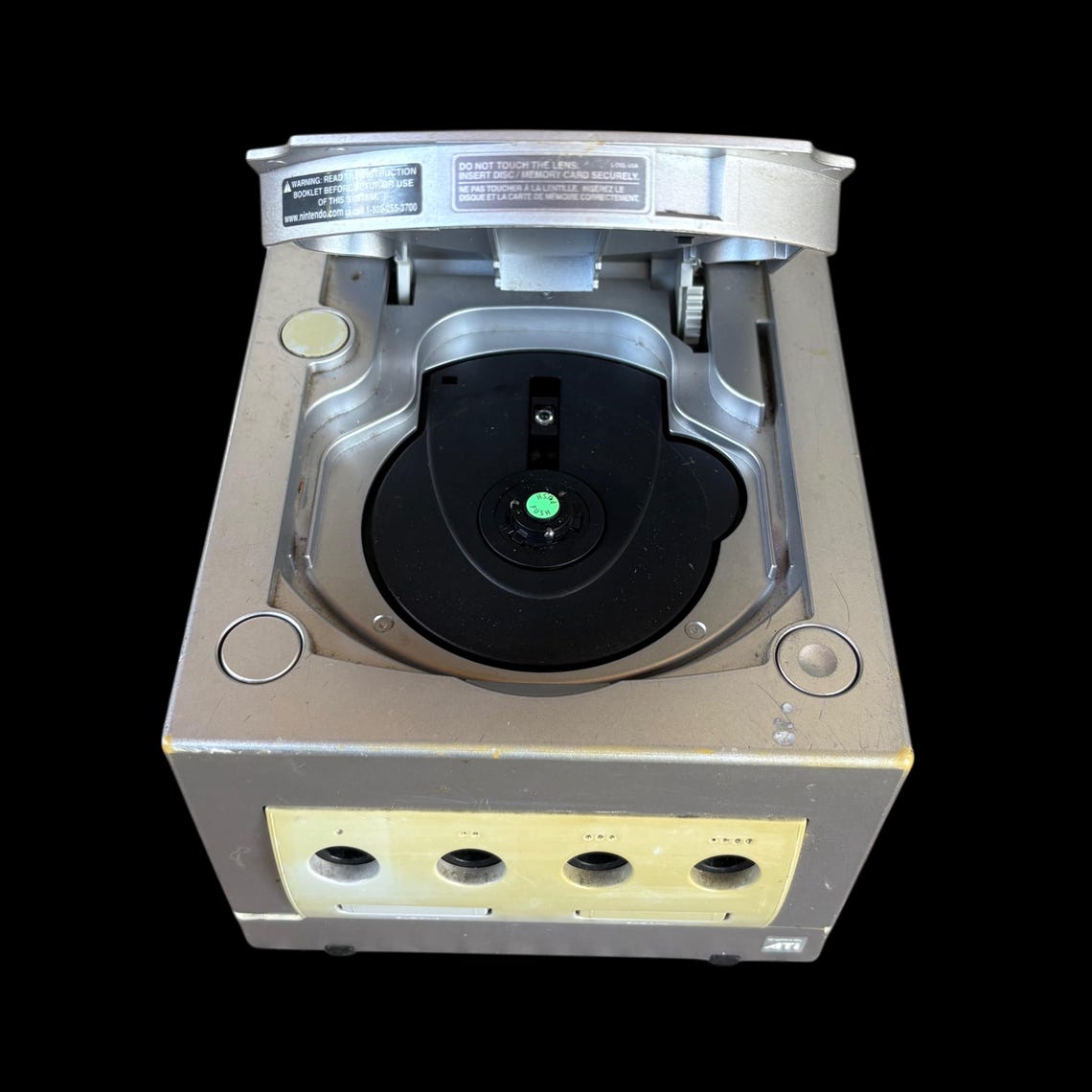 Nintendo GameCube Silver DOL-001 Home Video Game CONSOLE ONLY (Tested - As Is - Needs to Warm Up Before Playing - Read Description), foto 2 di 5
