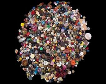 Antique & Vintage Buttons 3lb Unsearched Mixed Lot - Military, Plastic, Celluloid, Brass, Metal, MOP, Fabric, Filigree (Read Description)