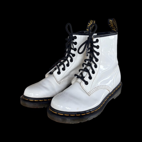 Dr. Martens Croc Embossed White Patent Leather 8-eyelet 1460 W Classic Boots Dr. Martens 1460 W White - Patent Leather Boots - Patent  main image 3