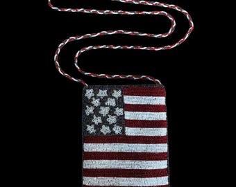 Vintage Cotton Connection American Flag Patriotic USA Red, White, and Blue Stars & Stripes Seed Bead Beaded Crossbody Bag Purse w/ 50” Strap