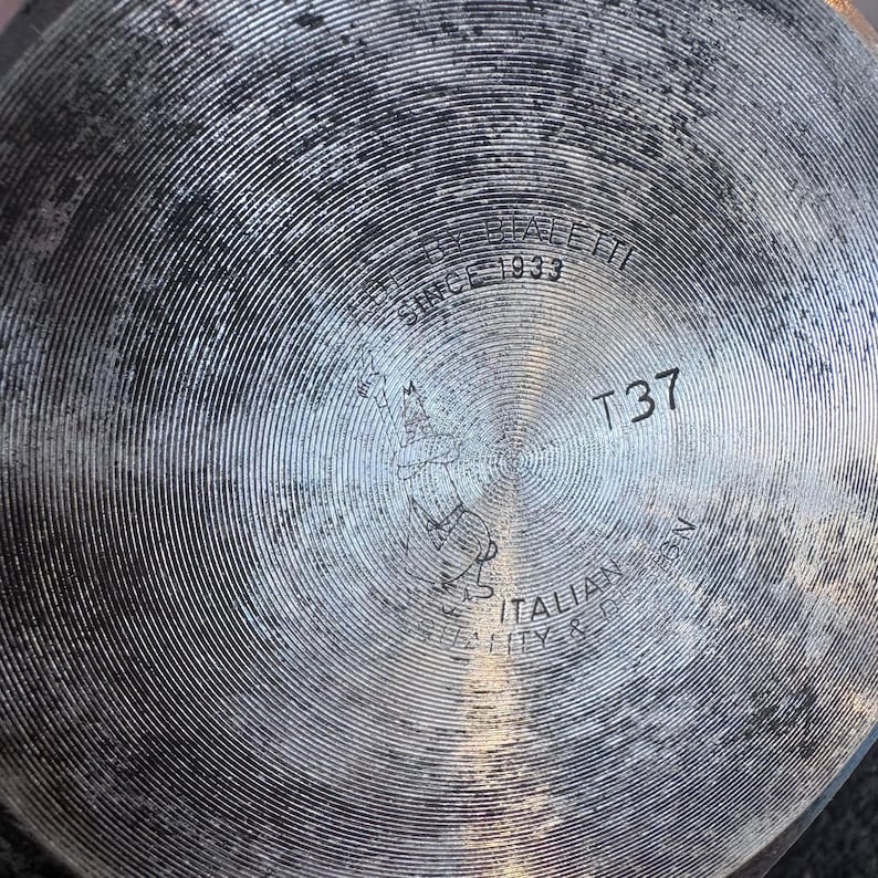 Vintage Bialetti Moka Express Aluminum & Stainless Steel Italian Espresso Maker Stovetop Coffee Pot (6 Cups, 48 oz) 8.5” image 7