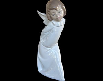 Vintage 1977 Lladró Curious Angel #4960 Glossy Porcelain 9.5” Figurine w/ Original Box in Excellent Condition
