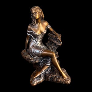 Rare Austin Productions Woman Sculpture - Etsy