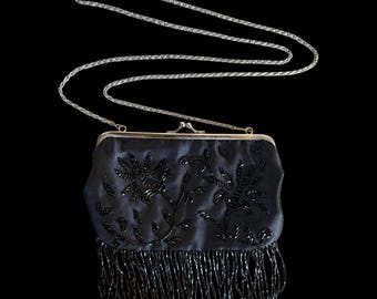 Vintage 1990s La Regale Black Satin Beaded Fringe Purse Clutch Evening Bag w/ 50” Chain Shoulder Strap & Silver Tone Kiss Lock