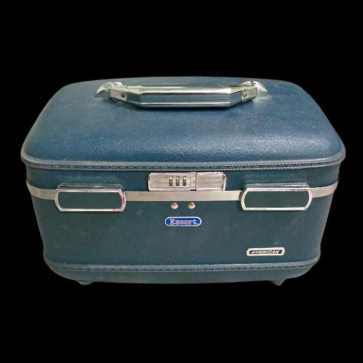 Vintage 60s/70s American Tourister Escort Blue Cosmetics Train