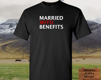 Verheiratet mit Vorteile | Tank Tops & T-Shirts