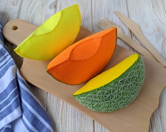 Melone in feltro per giocare in cucina