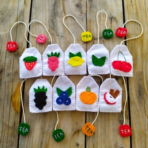 Toy felt tea