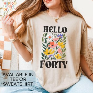 40th Birthday T-Shirt for Women, 40 and Fabulous, 40 Birthday Shirt, T-Shirt for 40th Birthday Party, Happy Fortieth Birthday Gift, 1985