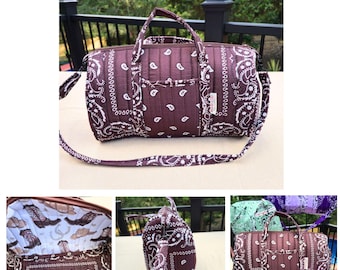 Custom Bandana Mini Duffle Bag, Handmade Quilted Travel Bag,  Personalized Cosmetic Bag, Toiletry Bag, Weekend Essentials Bag, Custom Color
