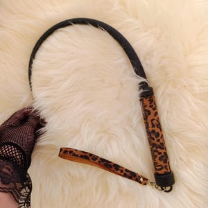 High-Elastic Silicone Whip 60cm with leather handle leopard, Riding whip device for adult only