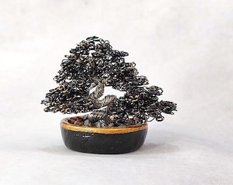 Sculpture miniature en bonsaï en fil de fer, pot en argile fait main, oeuvre d'art unique pour le bureau