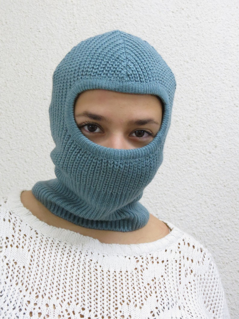 balaclava. ski mask, winter helmet hat ,blue knit balaclava ,neck warmer, ribbed hat .snowboard warm beanie imagem 5