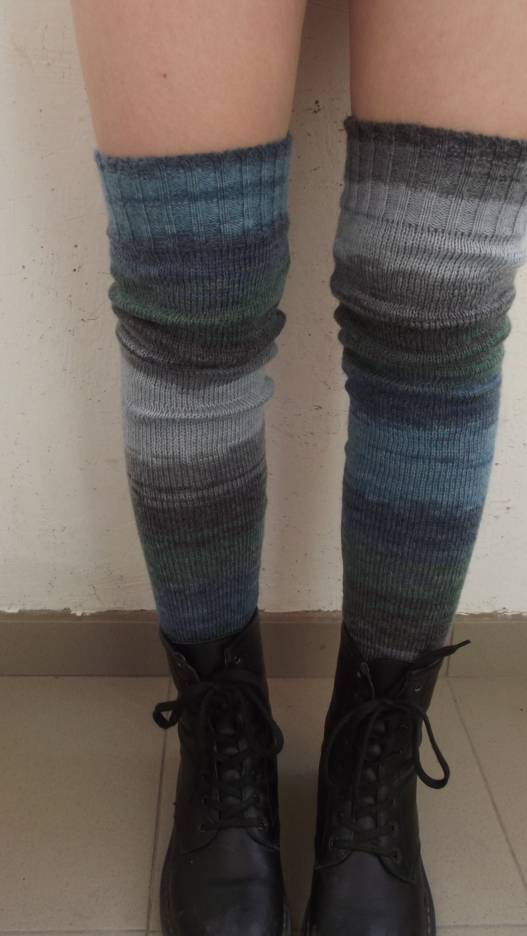 thigh high stockings for thick thighs