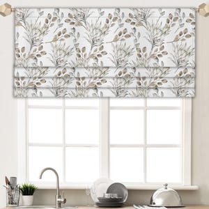 Cortina romana falsa com estampa de folhas em aquarela, em tecido de lona bege e cinza VL021D