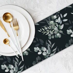 Eukalyptusblatt Tischläufer: Grün Aquarell Muster, Custom Linen TR356