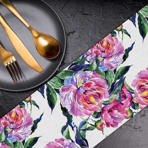 Pink Green Table Runner Watercolour Floral Pattern Table Runner Custom Table Runner Table Linen Table Runner for Round Square Table TR054